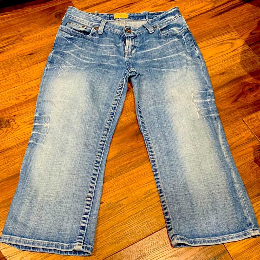 BKE Capri Pants